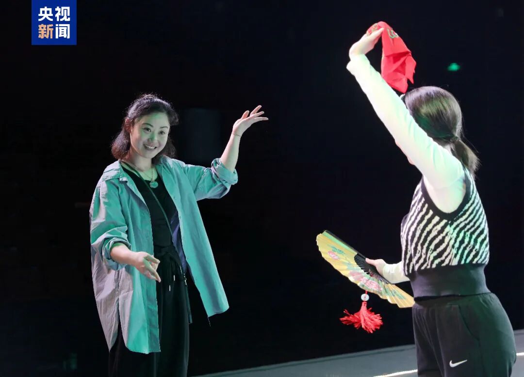 看三打白骨精变身可别眨眼