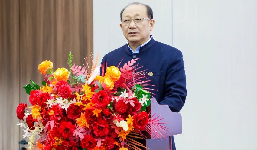 开营董事长.jpg
