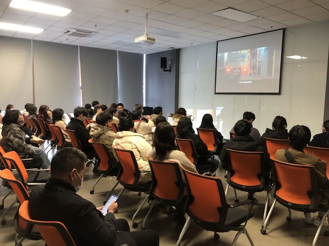 中职生金点子创业项目_金华的大学生创业项目_大学在校创业项目