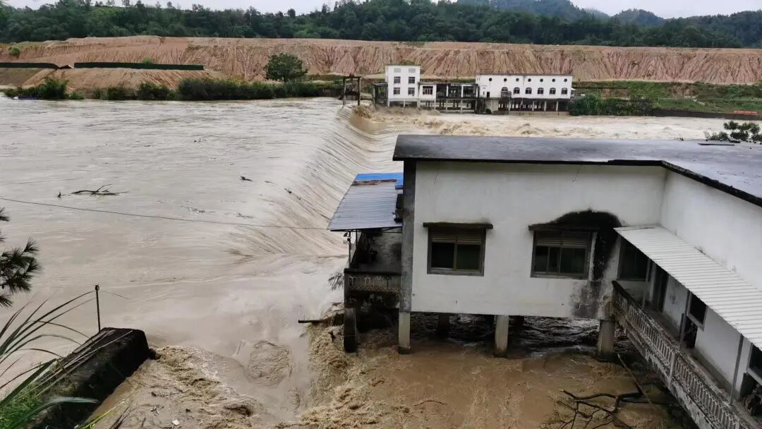 图为位于大埔县湖寮镇的水文站（梅州水文分局提供）