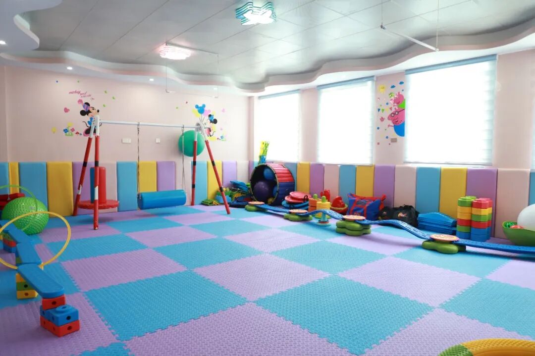 儿童站立架怎么安装【健康科普】特殊儿童行为问题及处理，康复医学给您支招_https://www.jmylbn.com_新闻资讯_第26张