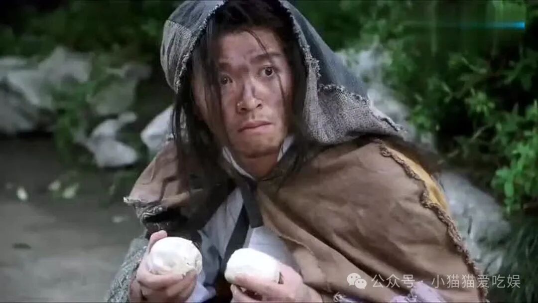 他的作品多以幽默搞笑为主,而在《大话西游》系列中的唐僧角色,就是