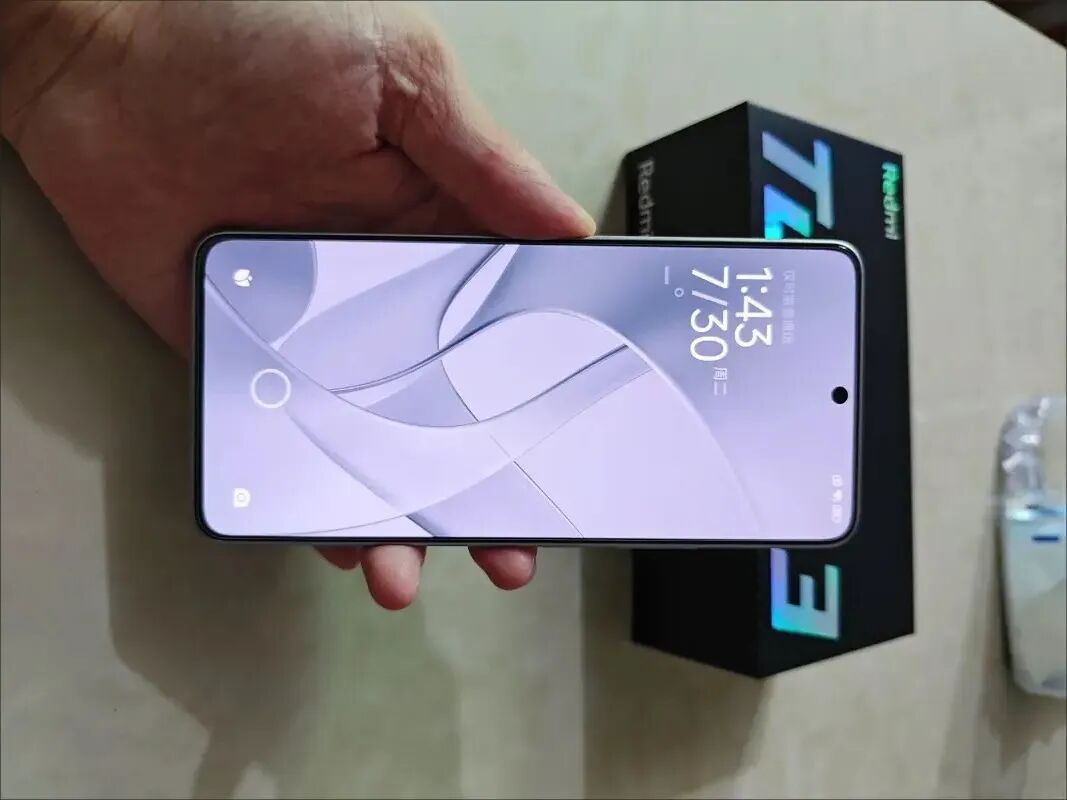 4款好用不贵、经济实惠的手机，价格在1500元左右