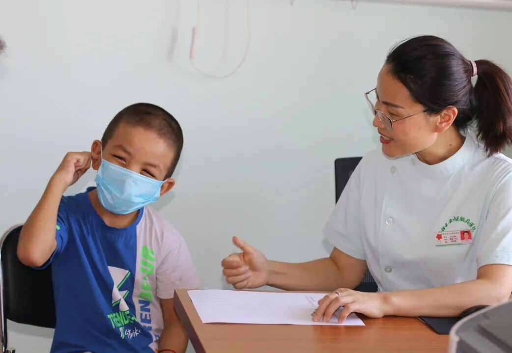 听统训练是什么带着耳机做训练？听觉统合训练“听”出孤独症儿童康复新途径_https://www.jmylbn.com_新闻资讯_第5张