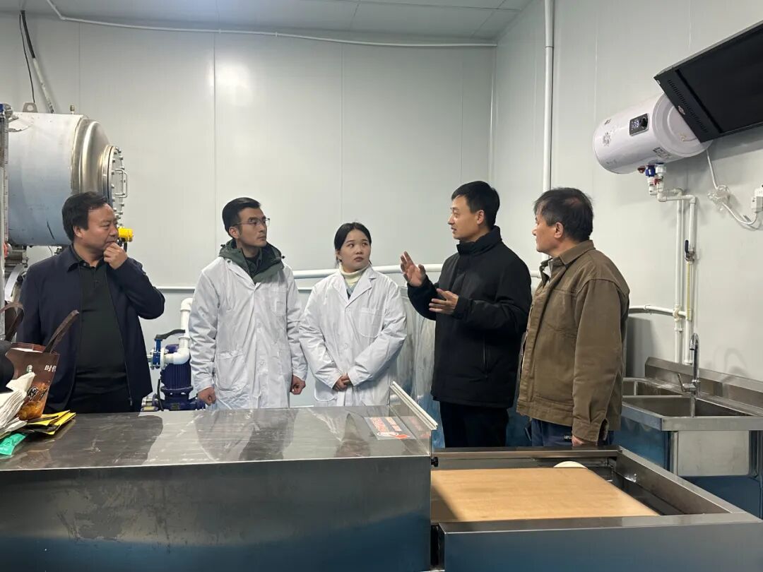 聚焦食品产业升级 深化校企协同育人 —— 365英国上市公司与新疆宇恒食品达成战略合作