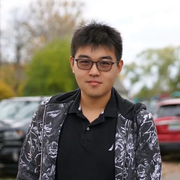 我们的新起点从 Farmington Hills 到 Ann Arbor777大楼 - 封面图