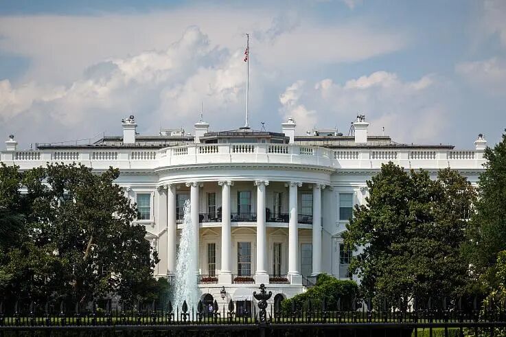 white_house_building_wide_看图王.jpg