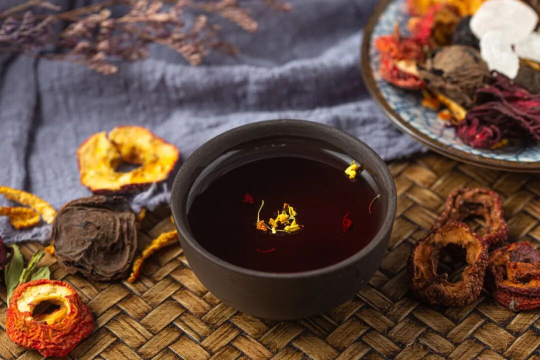 摄图网_501647159_复古风格酸梅汤(企业商用).jpg