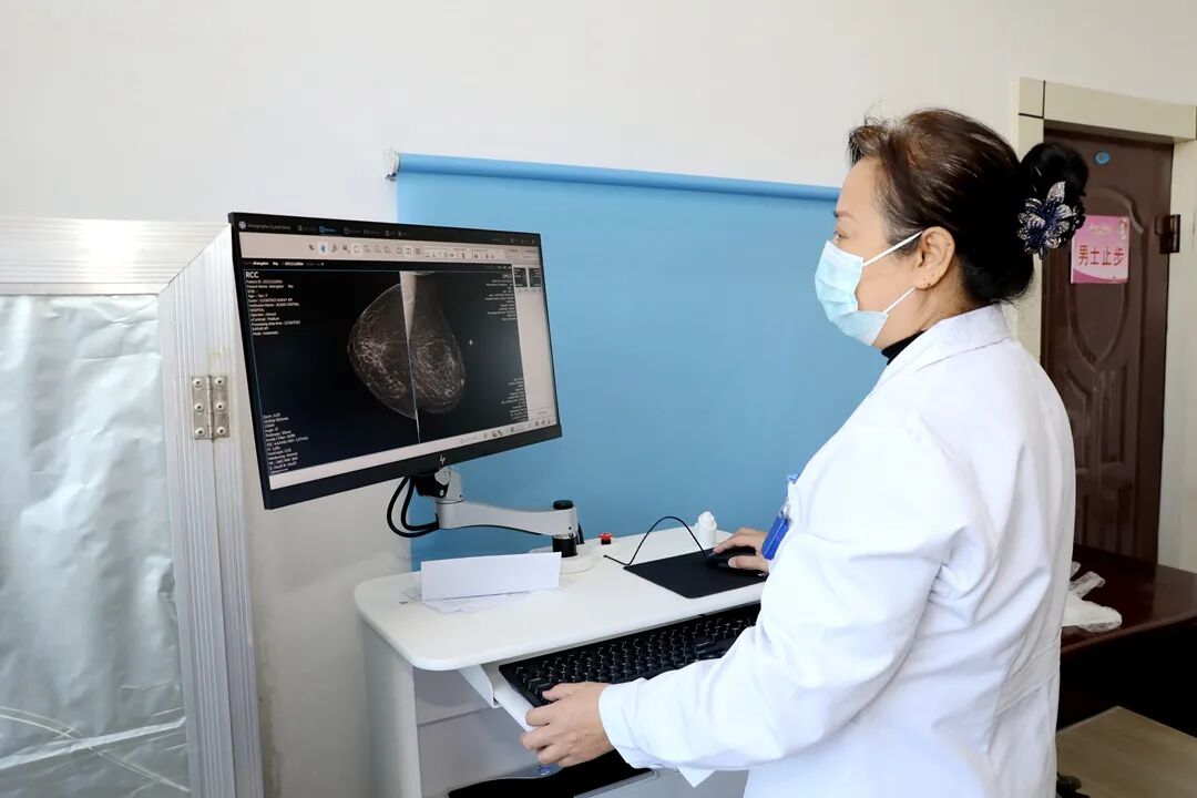 乳腺机为什么叫钼靶守护女性健康——九三医院新引进GE新一代数字化X射线乳腺机（钼靶）_https://www.jmylbn.com_新闻资讯_第5张