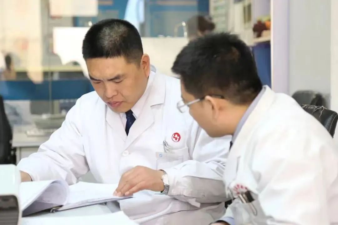 尿蛋白3千怎么回事