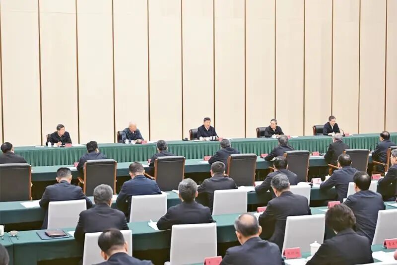 《求是》杂志发表习近平总书记重要文章《树立和践行正确政绩观》(图2)