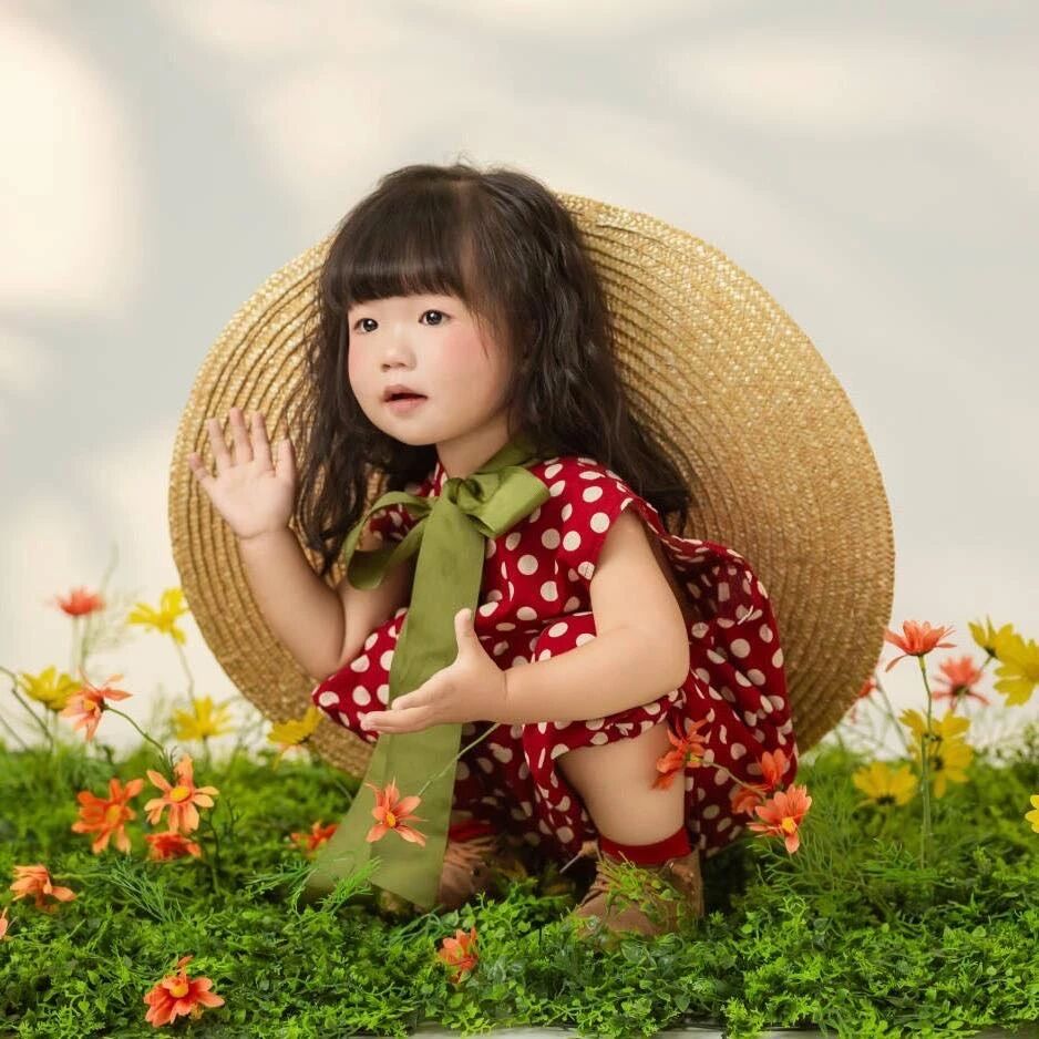 小.小洛