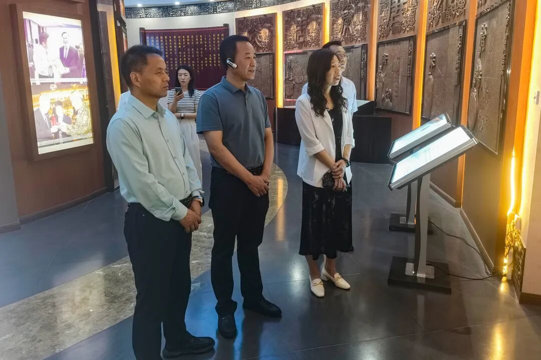 宝鸡职院院长张永良带队赴陕西西凤酒股份有限公司等企事业单位调研