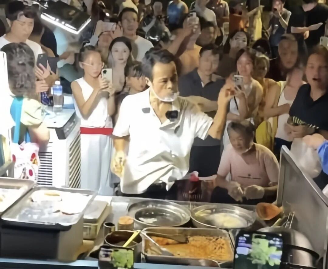 鸡排哥因高情商发言爆火