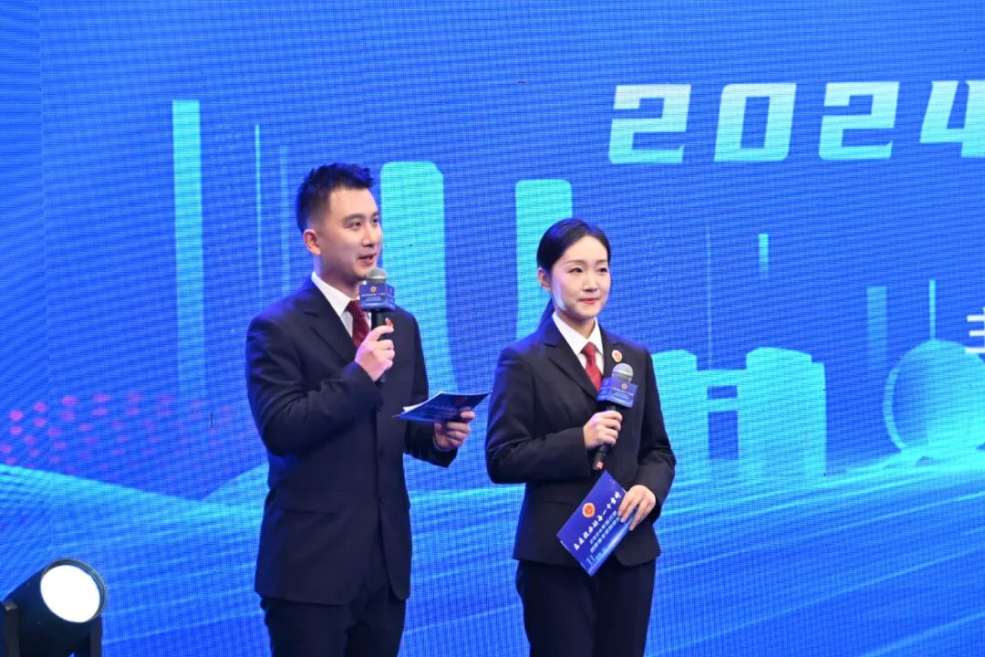 来自浙江检察主持主播团队的楼溟霞（湖州市检察院）、季航（桐庐县检察院）主持案例讲述会。