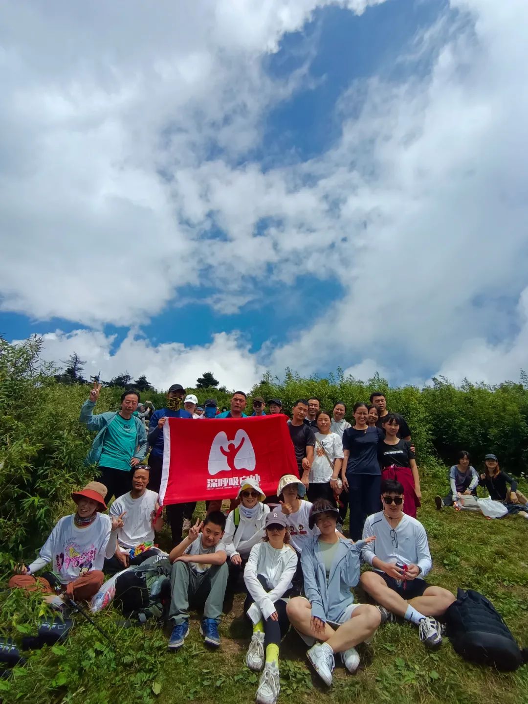 9月10日 東佛溝穿越東坪溝徒步高山草甸 - 西安戶外活動聯盟