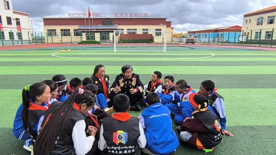 全国光影助学工程87 校区治多县扎河乡寄宿小学开学第一课