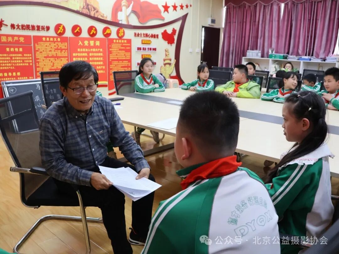 体 中 心总策划:许洪绪总编审:李 霞图文,编辑:徐 枭校对:沈慧琳 黄群