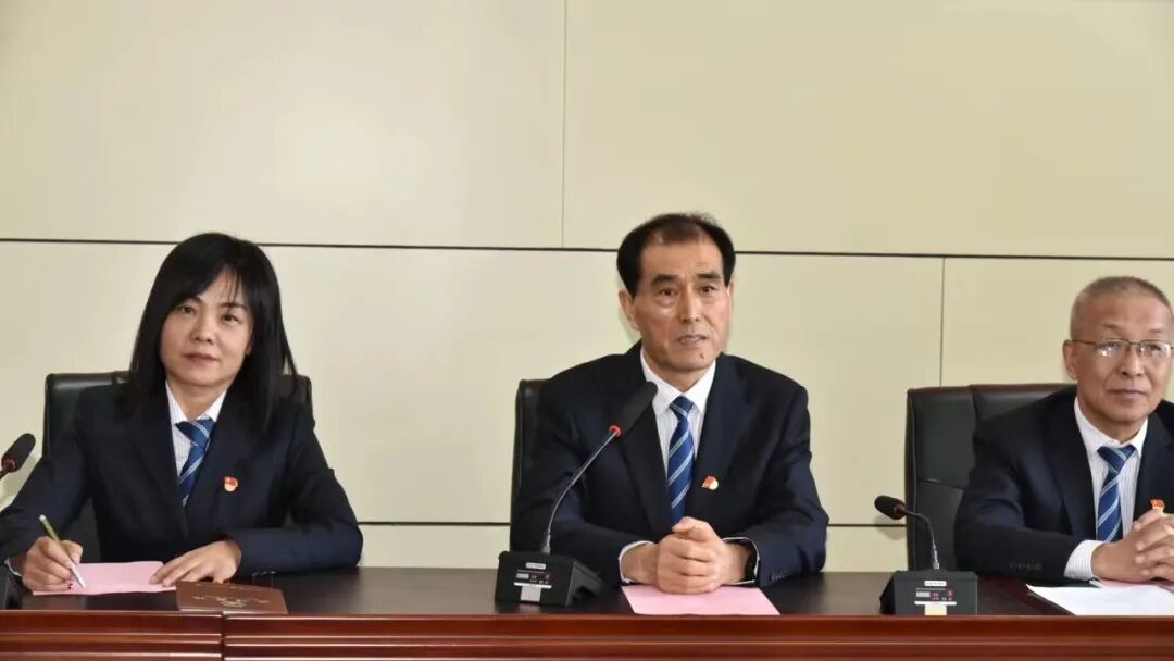 忻州市第十一中学举行三八妇女节活动