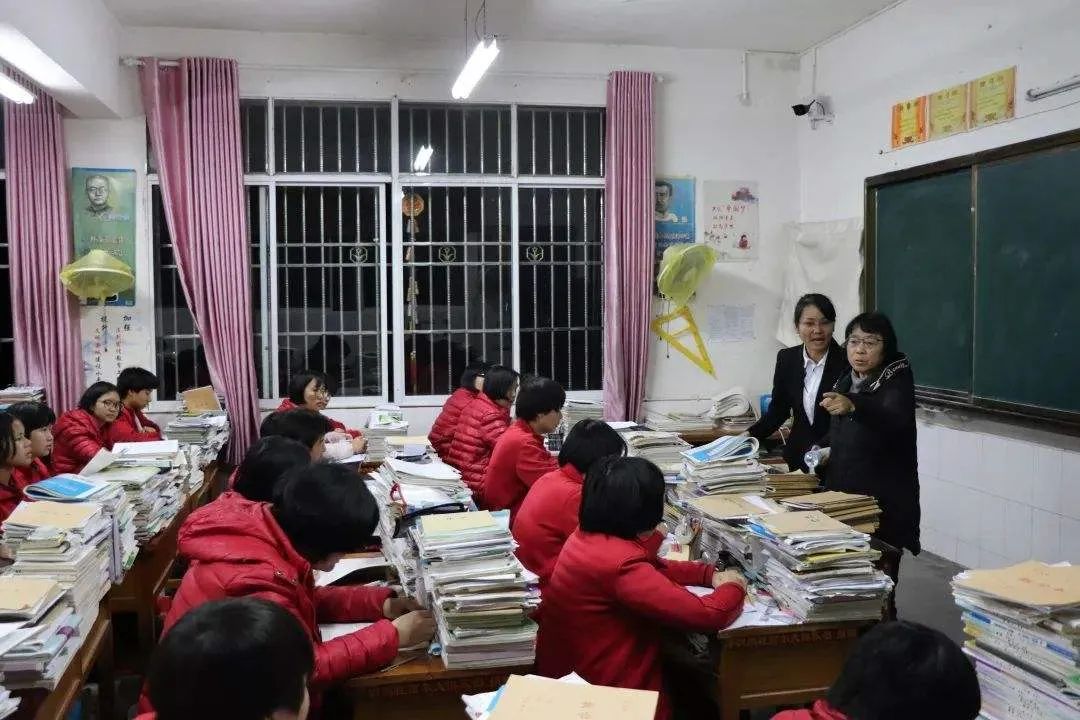 不挺她挺谁 她把教师做到了极致 建全国第一所全免费女子高中 房产