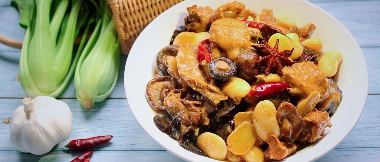 天一冷就馋这锅乱炖，几种食材一起上，营养暖身，每次汤汁都不剩！