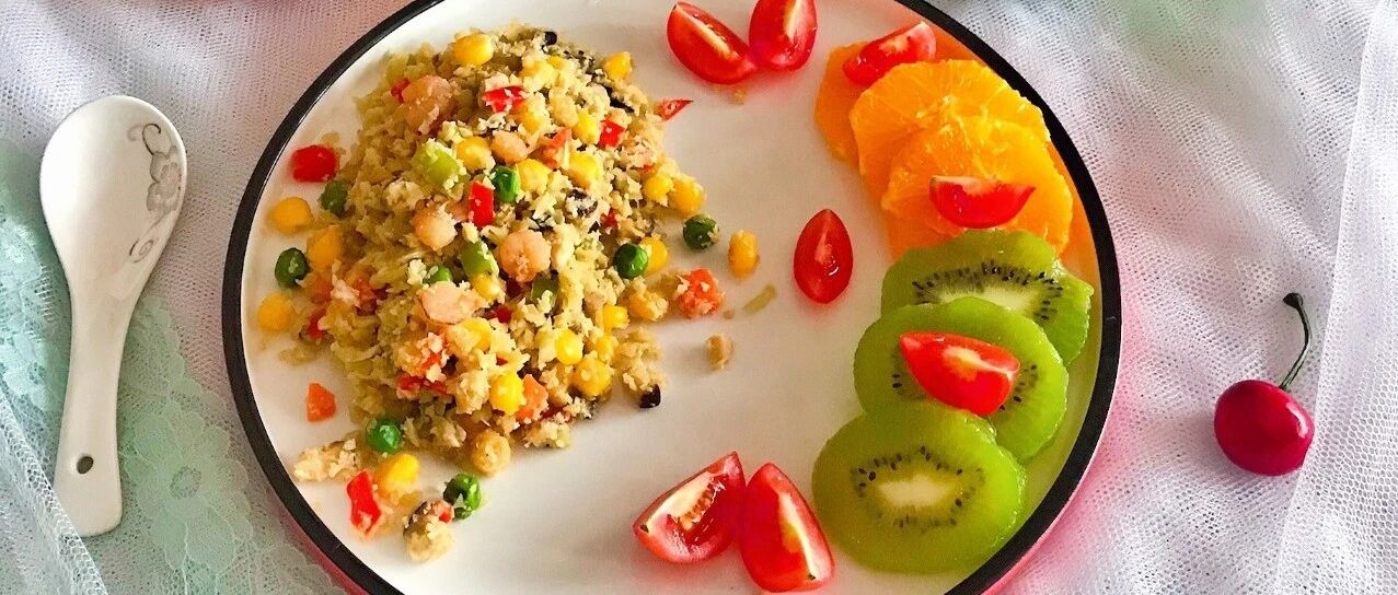 不加一粒米的炒饭，做法简单，低脂饱腹又美味，减肥党要多吃！