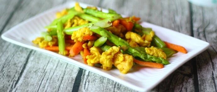 胡萝卜不用油炒吸收不了胡萝卜素?告诉你真实答案，吃得会更营养!