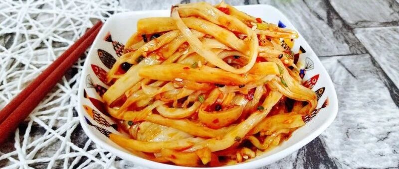 葱姜蒜一放就坏?大厨教你一招，放一星期不坏不蔫，照样新鲜!