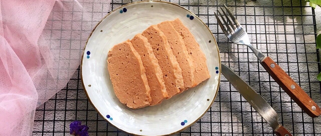 一块猪肉，一碗淀粉，教你自制健康无添加的午餐肉，比买的好吃，以后不用麻烦超市了！