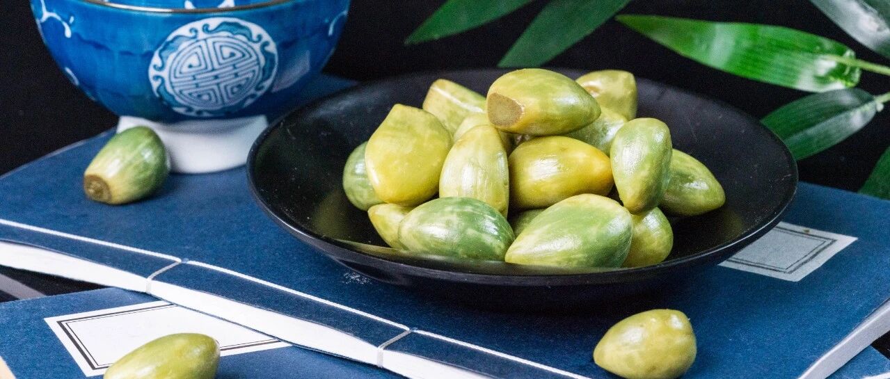 腌腊八蒜，记住“4窍门”，颜色碧绿，大蒜酸脆，几乎零失败！