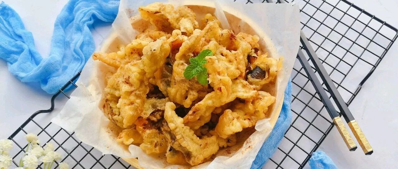 洗蘑菇别再傻傻硬搓了，只需加点它，脏东西自动跑出来！