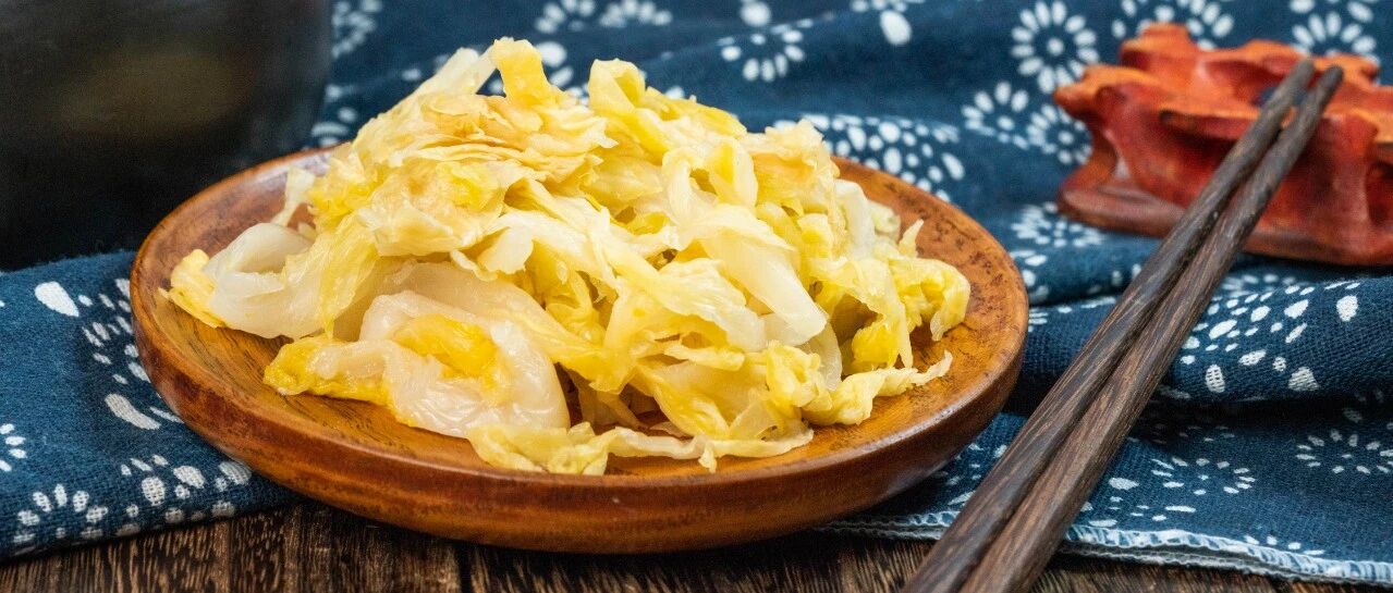 关于腌酸菜，东北妈妈反复叮咛：不注意这几点，容易烂掉还会中毒！