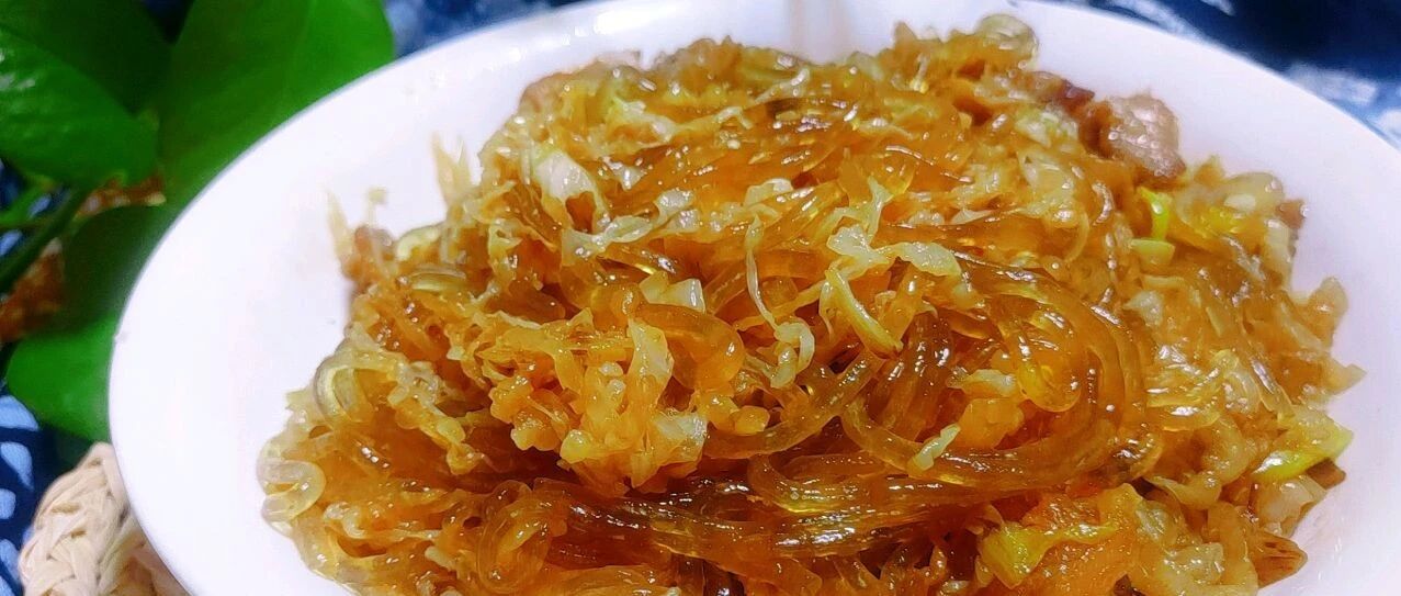 它俩炒一炒，香到邻居找！家里做了这道菜，1盆米饭都嫌少！