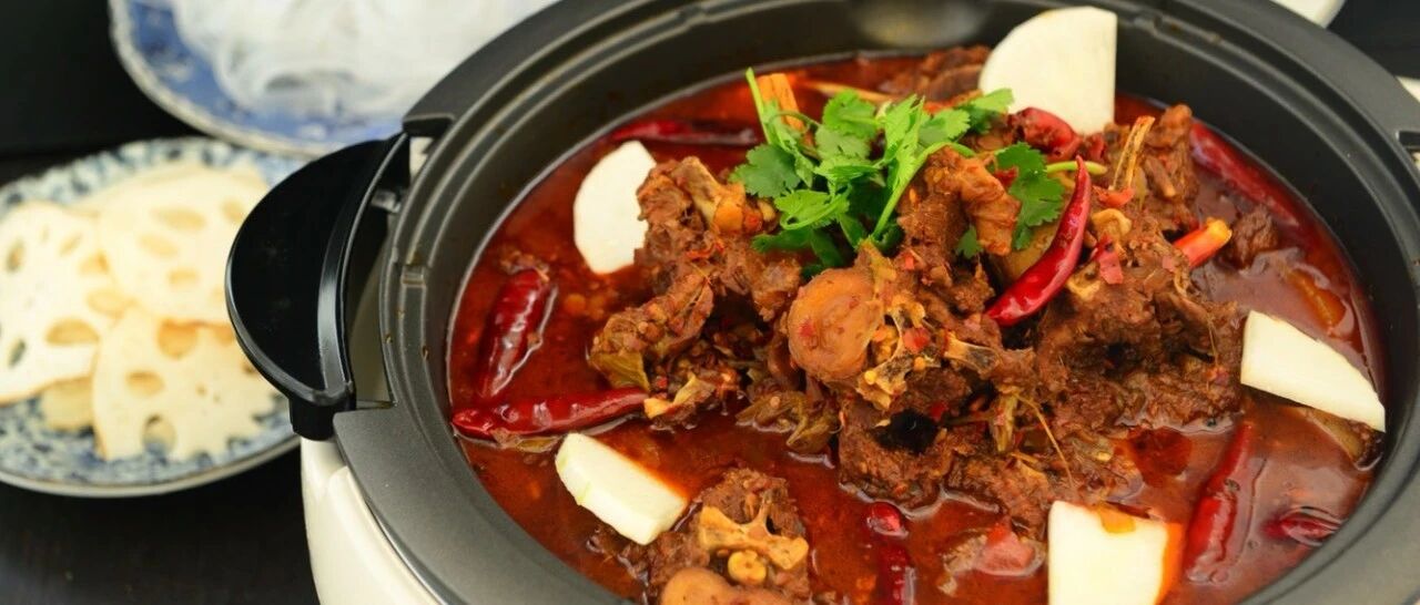 冬日最销魂的这一锅，猪肉牛肉比不上，滋补又养胃，比秋裤更暖和！
