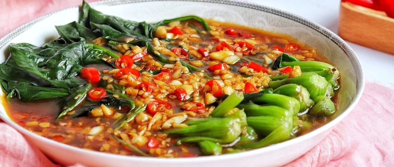 它是蔬菜中的“营养模范生”，钙、铁、维C一次满足，入口不亏！