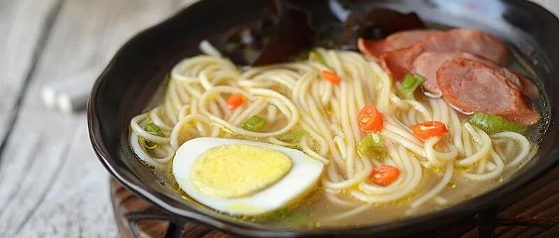 冬天就爱这碗面，十分钟上桌，热乎乎下肚，暖心暖胃，营养全面！