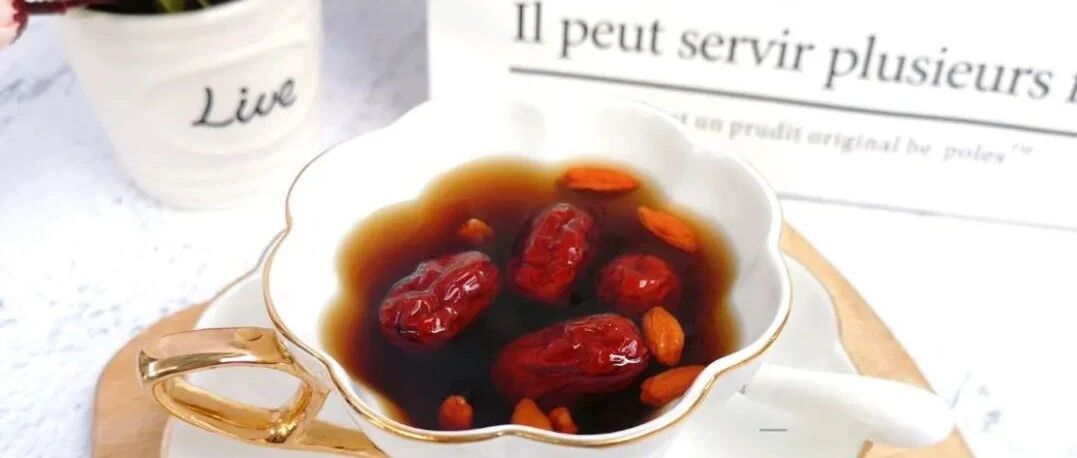 冷天这4种水果给家人热着吃，营养翻倍还能治病，它是水果更胜良药！