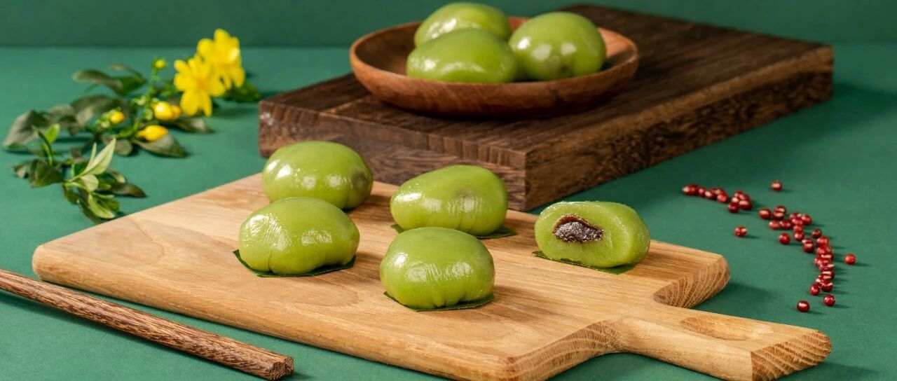 做好的青团发到朋友圈，好多人评论：能不能寄一盒给他......