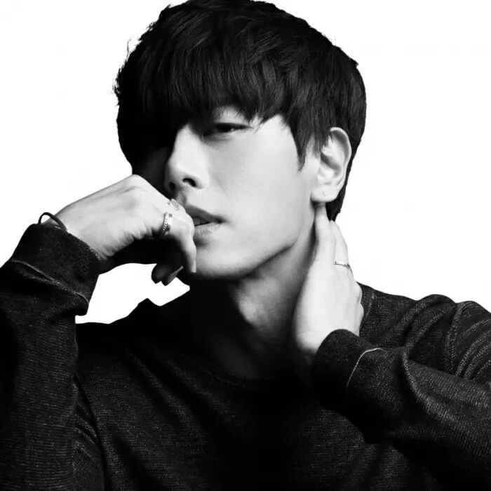 情歌皇太子回来了!朴孝信时隔七年再开演唱会