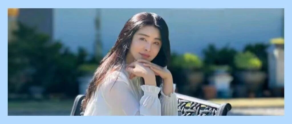 59岁王祖贤摘下口罩晒近照,开通社交账号分享日常