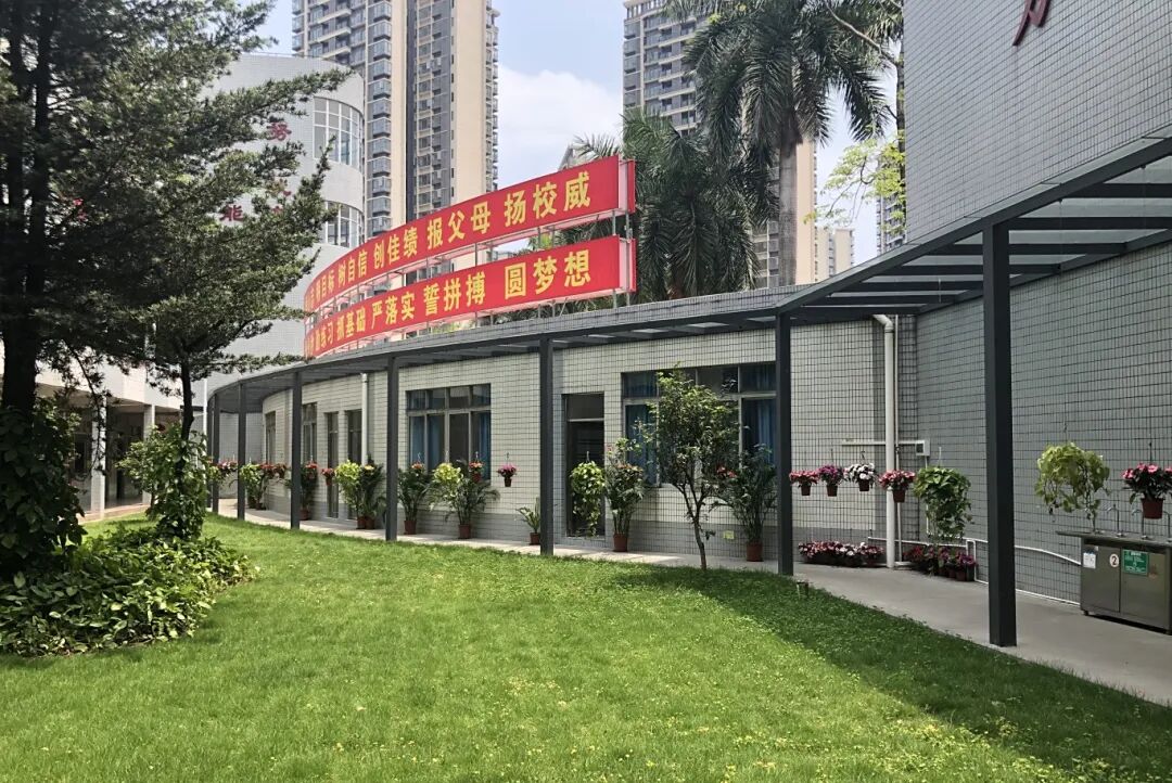 科组备课室3.jpg