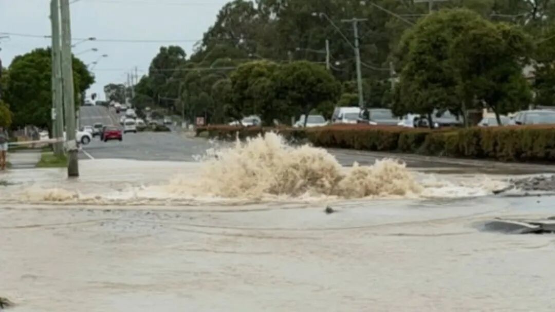 The burst water main reportedly created “a giant hold in the road”. Picture: Cr Lisa Atwood