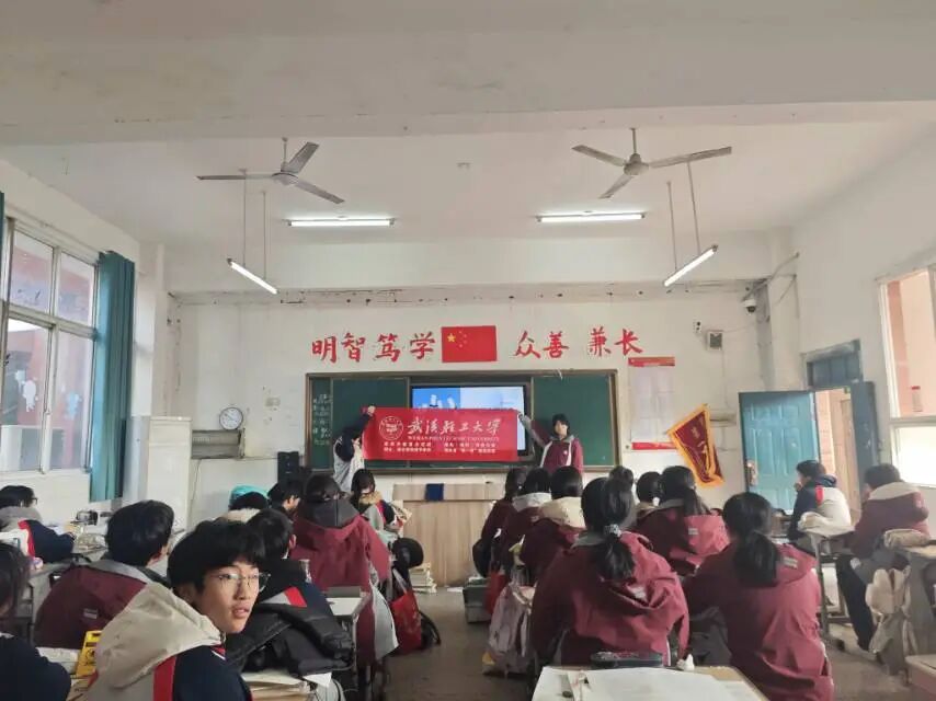 04_1447265411.jpg