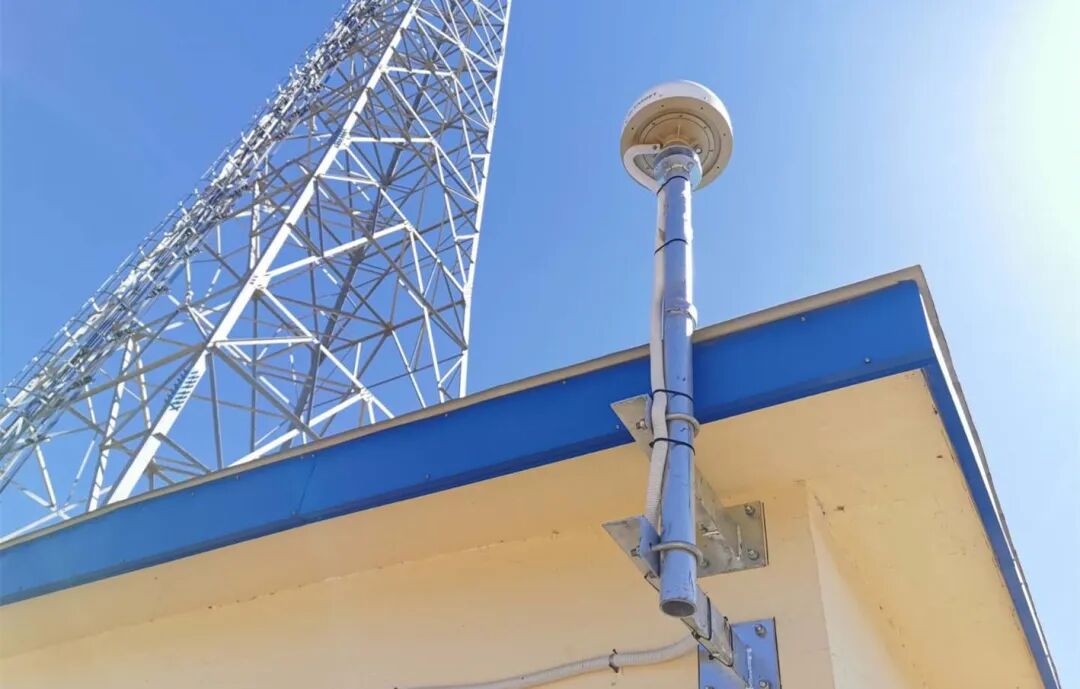 中国移动在苏州发布全球最大的5g 北斗高精定位网,建设4400座基准站