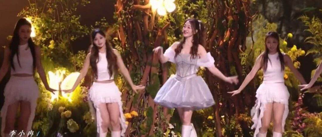 李小冉&ldquo;唱歌难听&rdquo;却翻红:为什么她的&ldquo;走音&rdquo;只让人笑,却没人舍得骂?