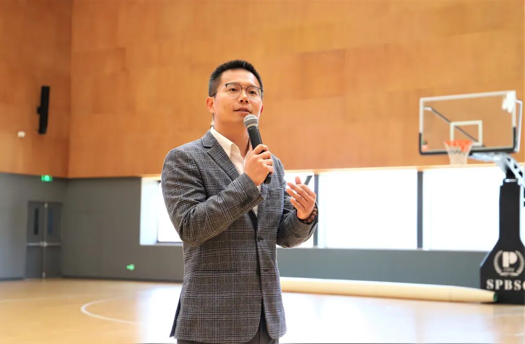 赵林风今天,我们就请来青浦平和的赵老师,跟爸妈们聊聊,「鸡娃体育」