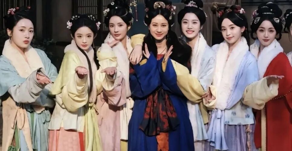 纱块怎么利用宋祖儿为什么在肩膀披块纱？_https://www.jmylbn.com_新闻资讯_第7张