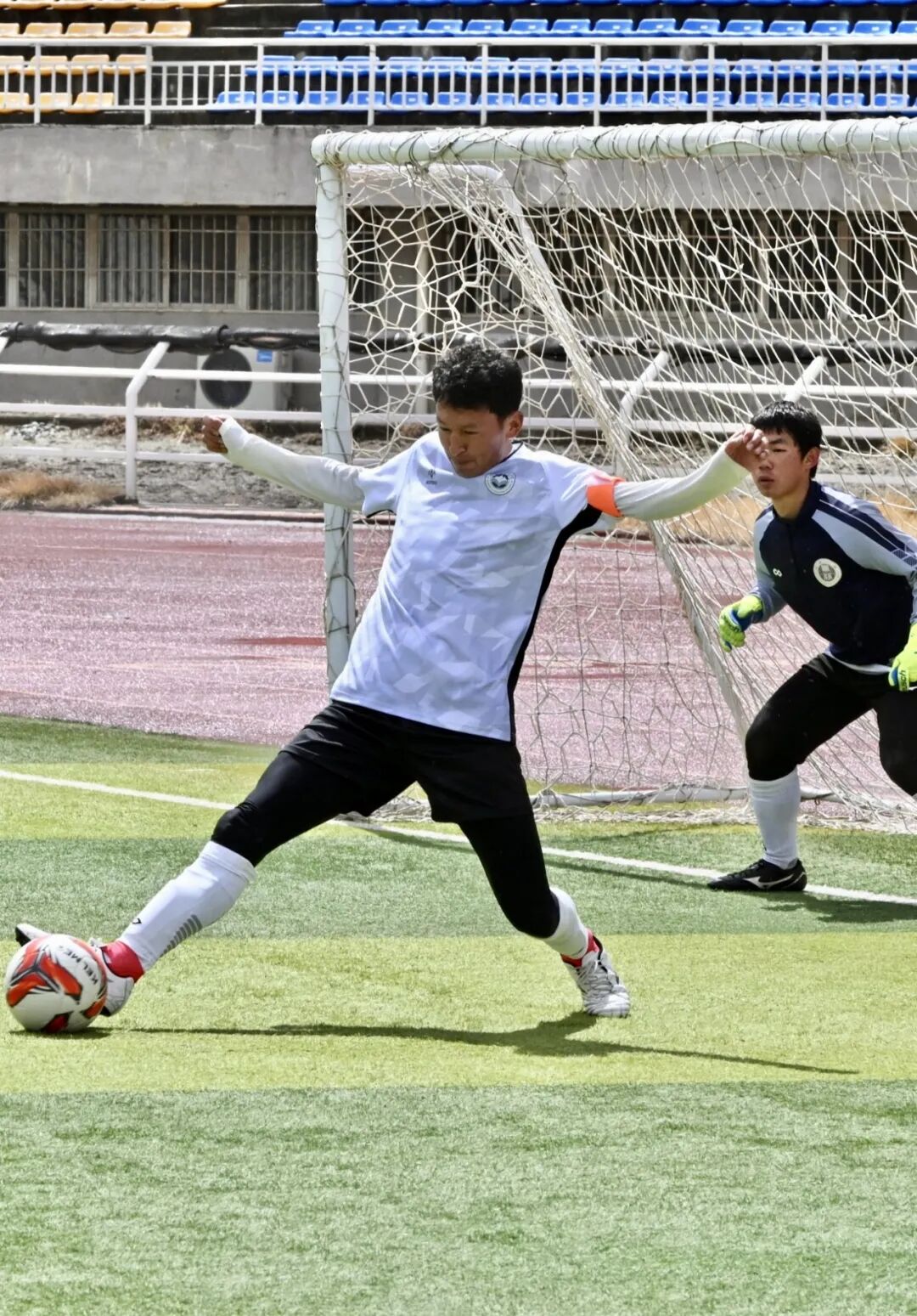 香职动态 | 学院足球队出征高原杯(图3)