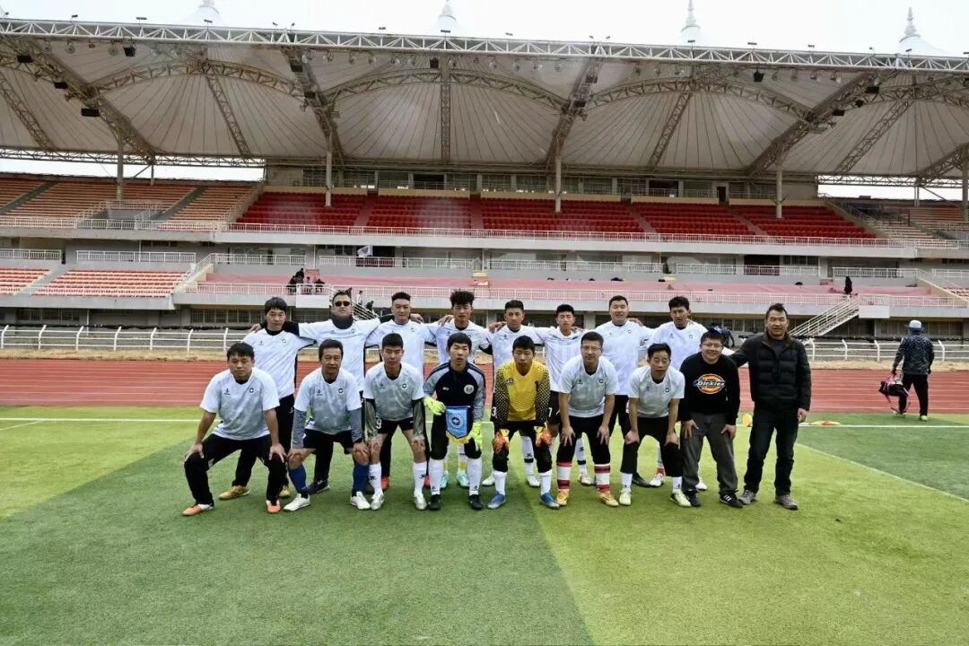 香职动态 | 学院足球队出征高原杯(图2)