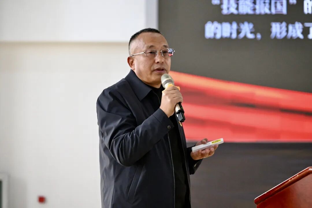 学院德育大讲堂第四讲开讲(图2)